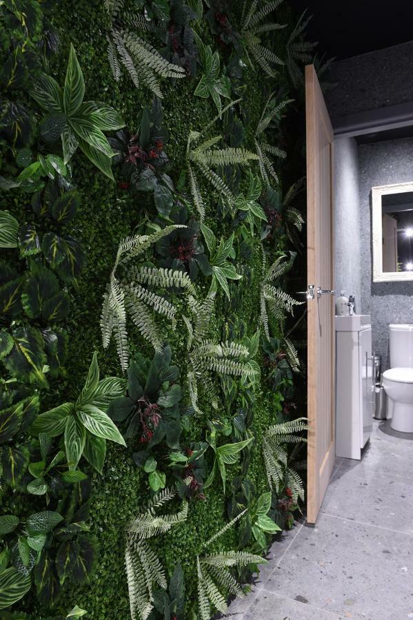 La Jungle Du Swan Apartment Manchester Exterior foto